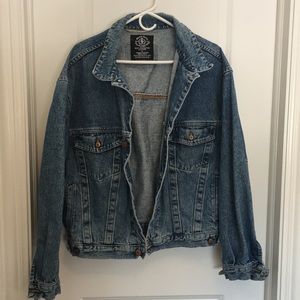 Medium wash oversized denim jacket
